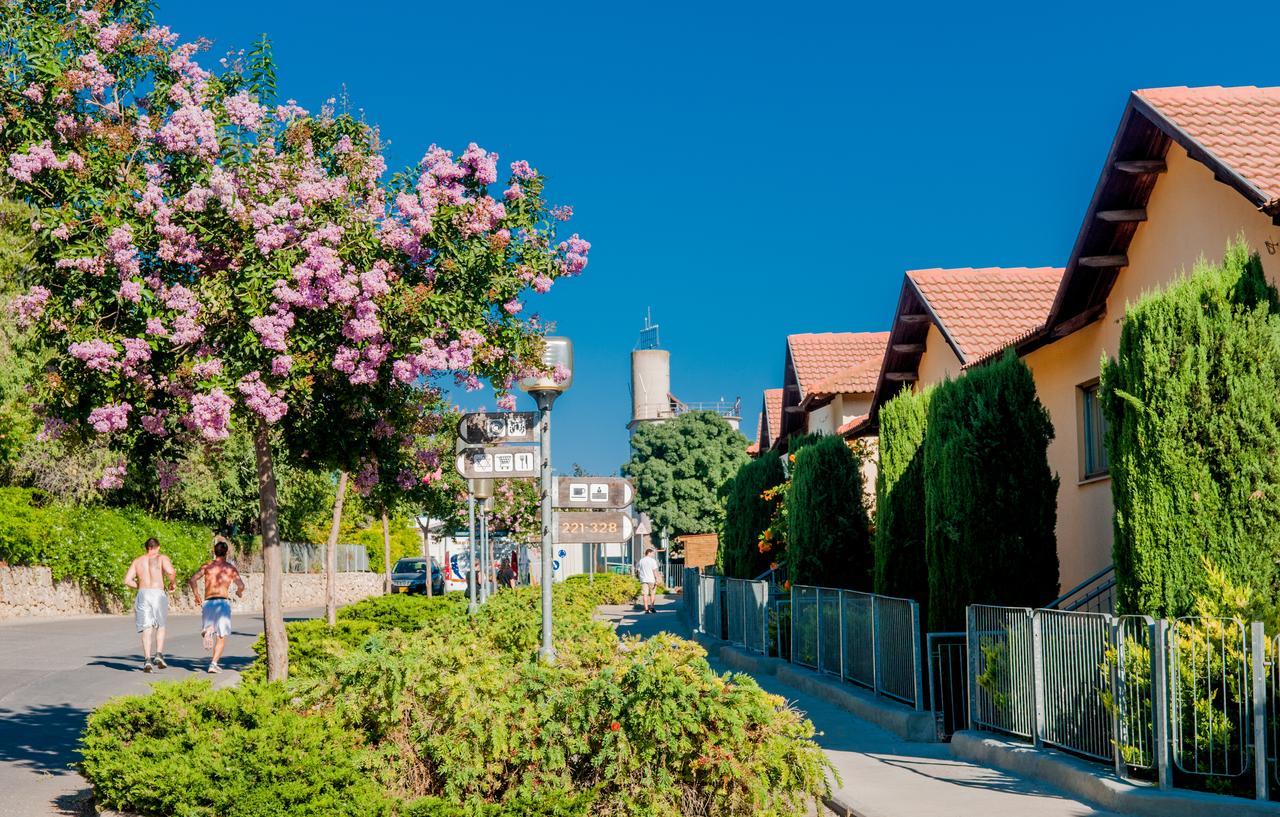 Tzuba Hotel Εξωτερικό φωτογραφία