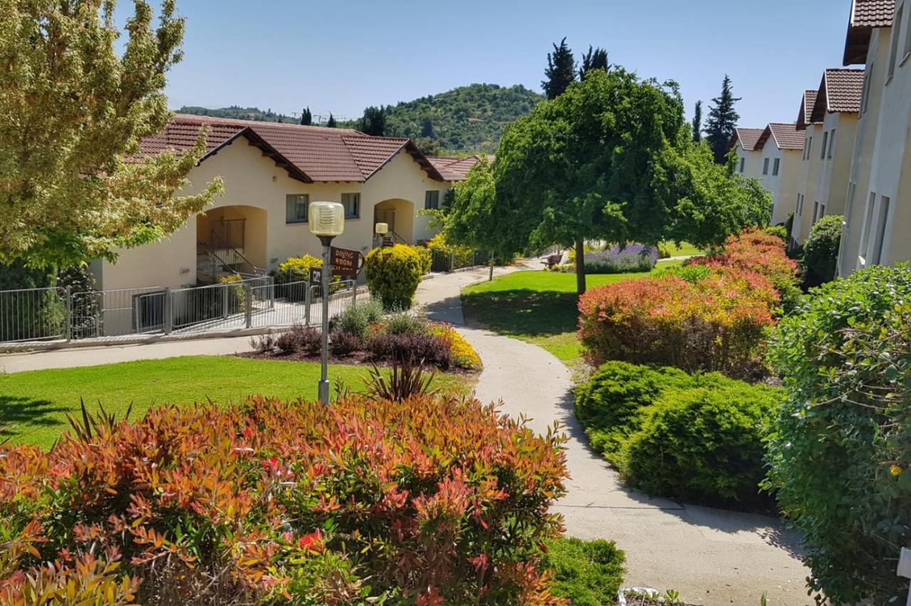 Tzuba Hotel Εξωτερικό φωτογραφία
